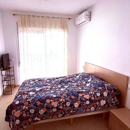 Luxurious Spacious Three Bedroom Apartment On Beachfront Алмеримар Екстериор снимка