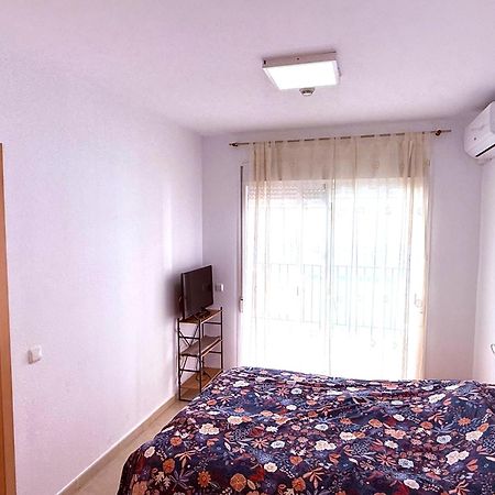 Luxurious Spacious Three Bedroom Apartment On Beachfront Алмеримар Екстериор снимка