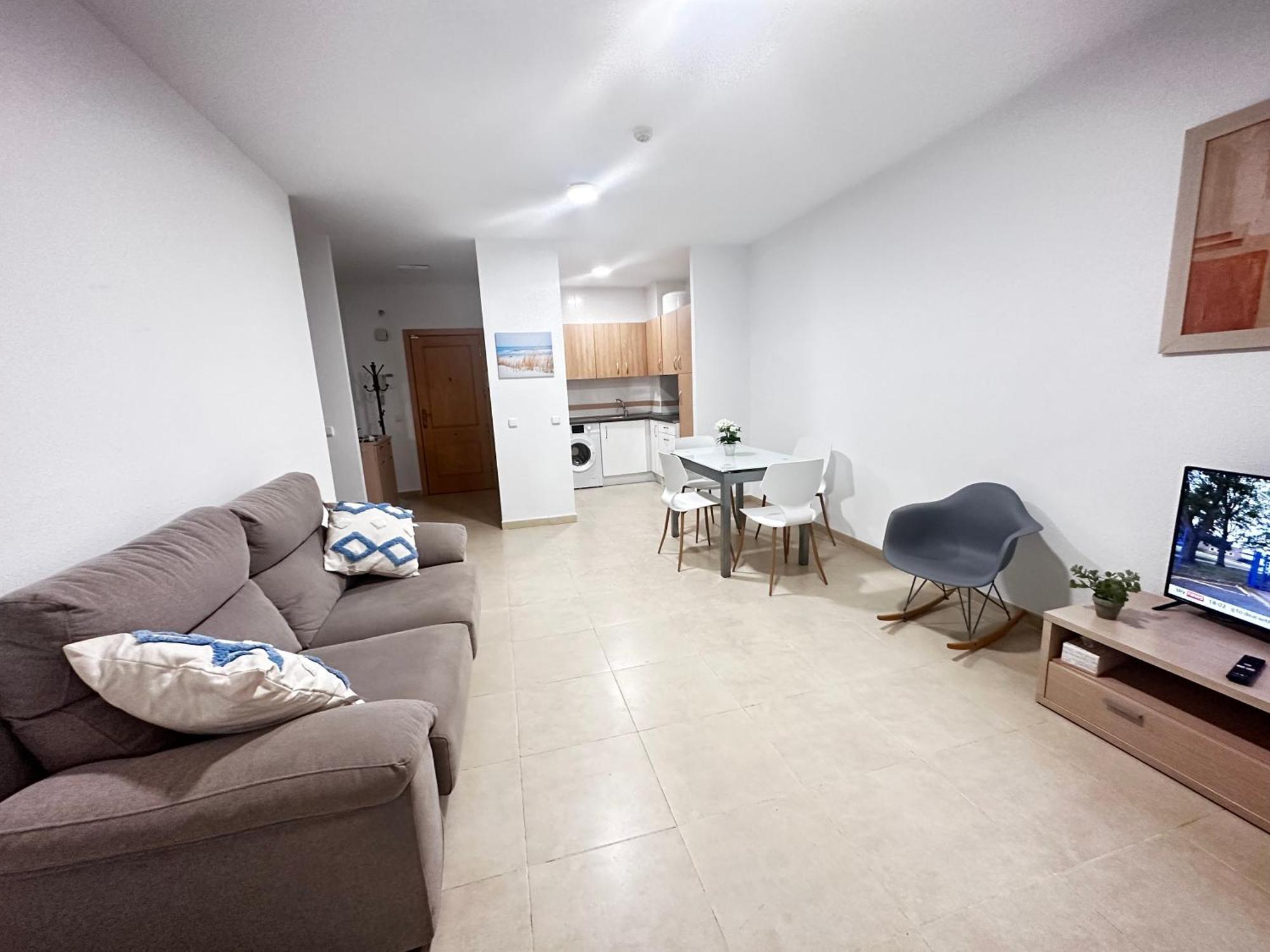 Luxurious Spacious Three Bedroom Apartment On Beachfront Алмеримар Екстериор снимка